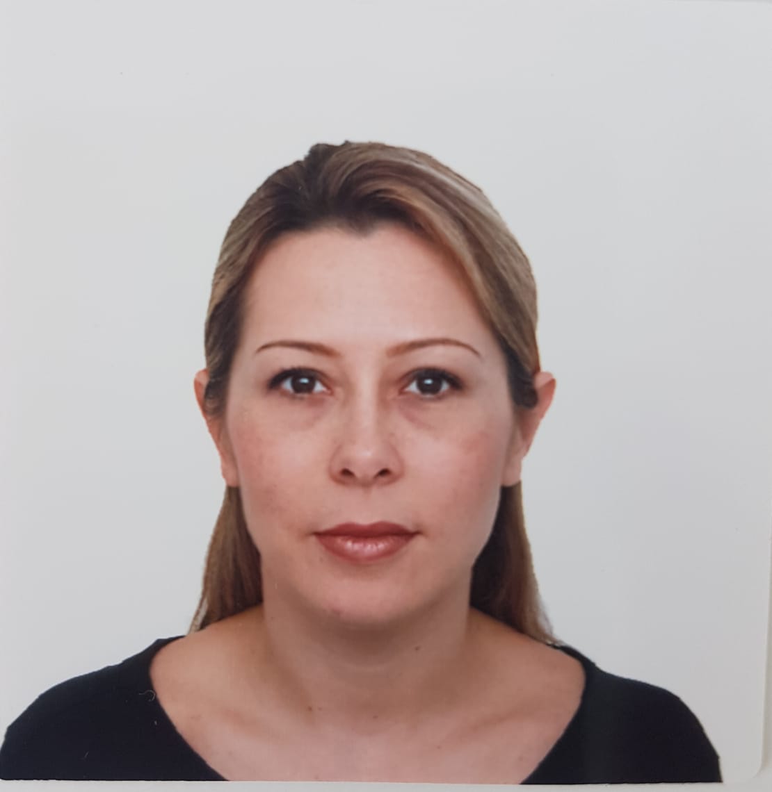 VANESSA SUSANA MATTOS GARZON